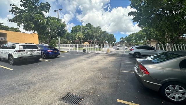 13700 SW 62nd St 138, Miami, FL 33183