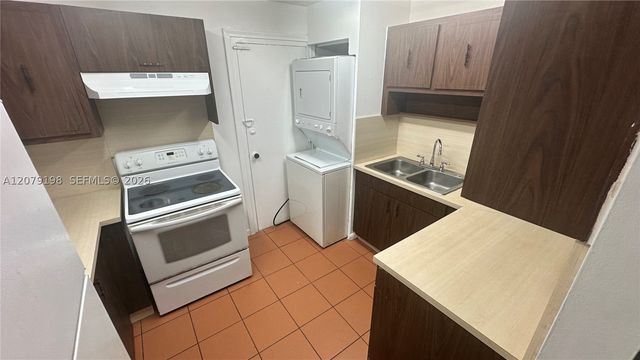 13700 SW 62nd St 138, Miami, FL 33183