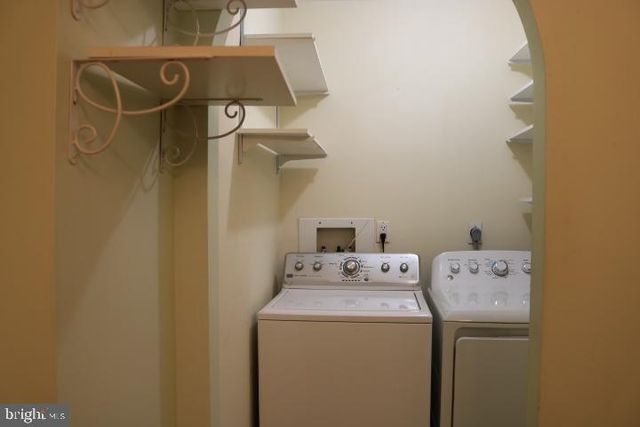 4 INDEPENDENCE PL, Newtown, PA 18940