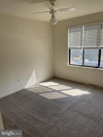 4 INDEPENDENCE PL, Newtown, PA 18940