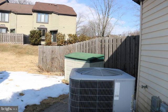 4 INDEPENDENCE PL, Newtown, PA 18940