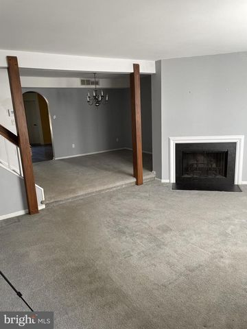 4 INDEPENDENCE PL, Newtown, PA 18940