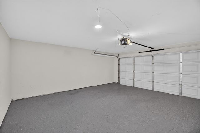 2221 Bridle Path Drive, Lancaster, TX 75146