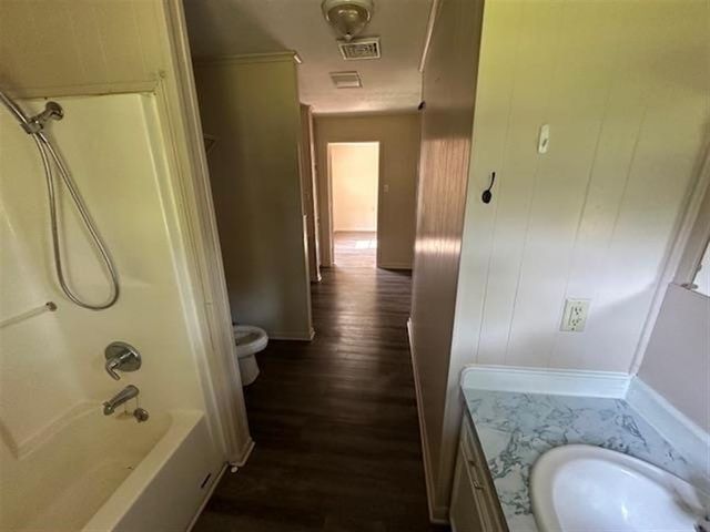 812 Alan Road, Lake Charles, LA 70607