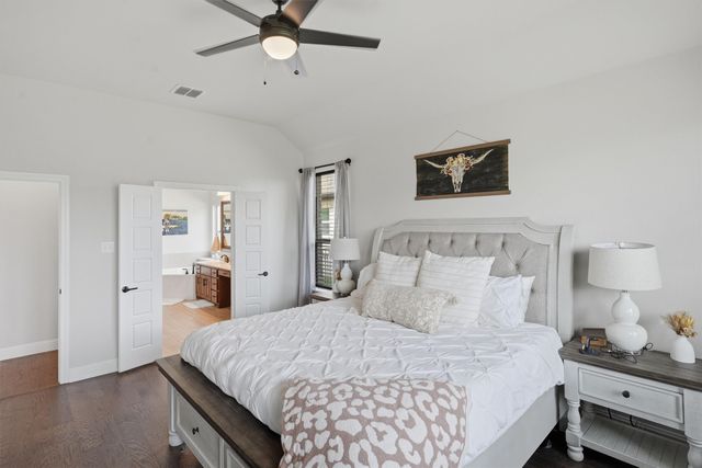 313 Bowrider Lane, Granbury, TX 76049