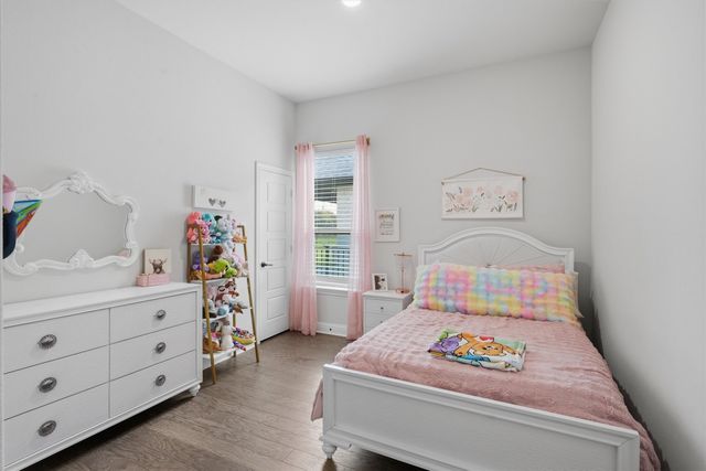 313 Bowrider Lane, Granbury, TX 76049