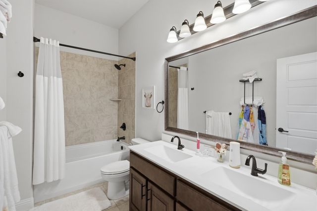 313 Bowrider Lane, Granbury, TX 76049