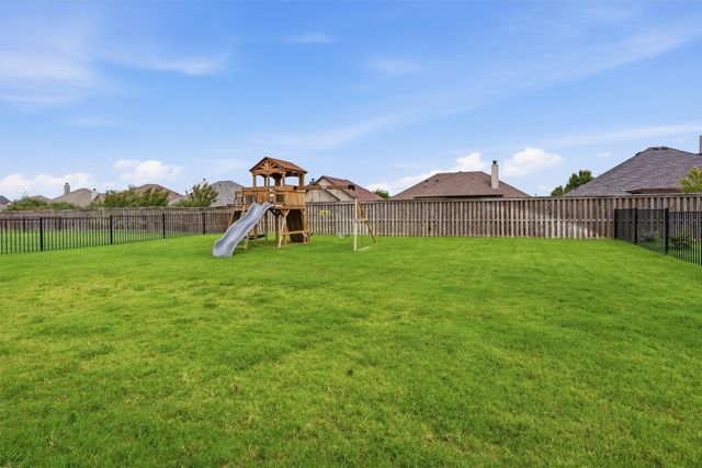 313 Bowrider Lane, Granbury, TX 76049