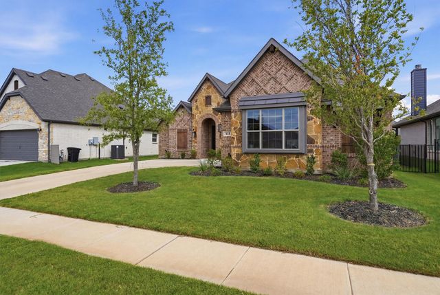 313 Bowrider Lane, Granbury, TX 76049