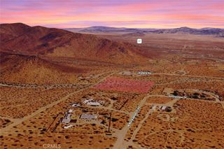 1530 N Jemez Trail, Landers, CA 92285