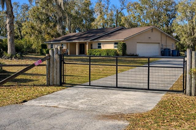 4011 SE 46TH STREET, Ocala, FL 34480