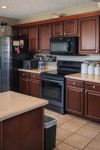 4011 SE 46TH STREET, Ocala, FL 34480