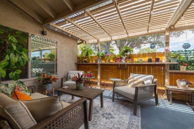 1414 Market Street, Vista, CA 92084