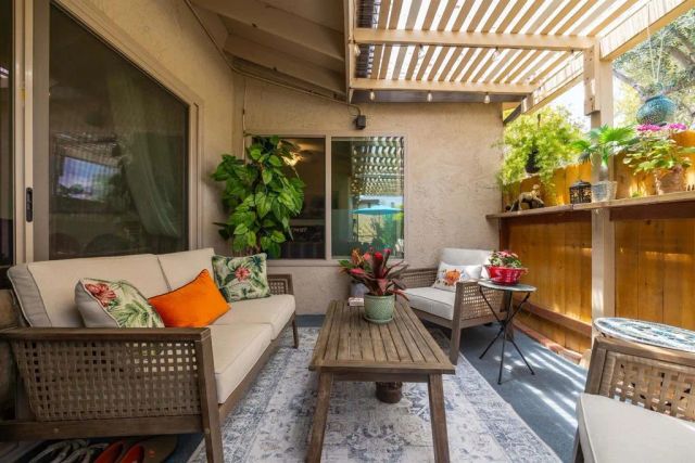 1414 Market Street, Vista, CA 92084