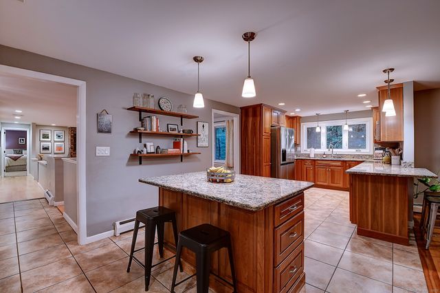 34 Heritage Drive, Glastonbury, CT 06033