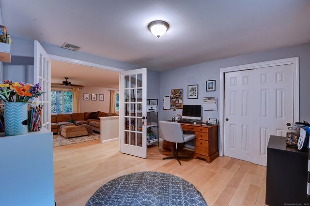 34 Heritage Drive, Glastonbury, CT 06033