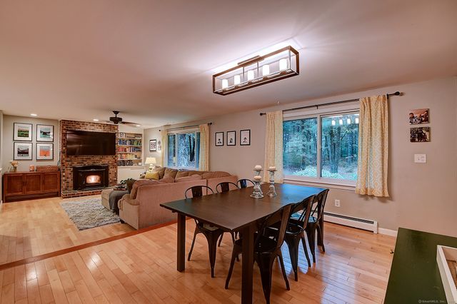 34 Heritage Drive, Glastonbury, CT 06033
