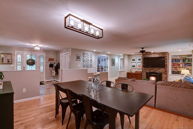 34 Heritage Drive, Glastonbury, CT 06033