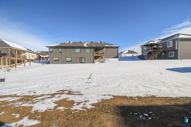 1504 W Bennett Dr Drive, Brandon, SD 57005