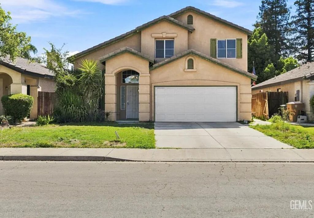 4704 BETONY Drive, Bakersfield, CA 93311