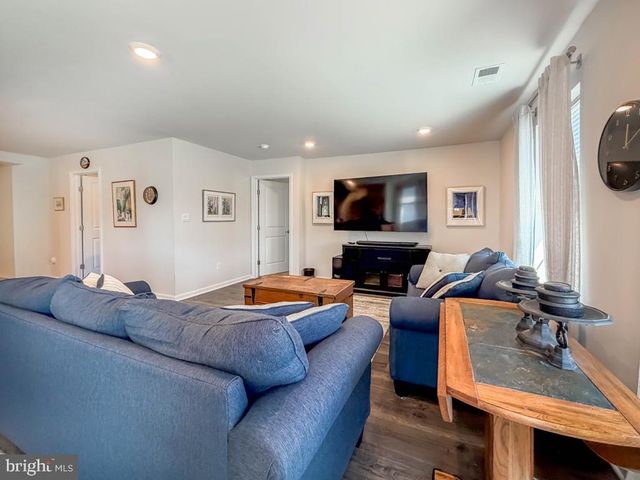 206 LILLY, Pottstown, PA 19464