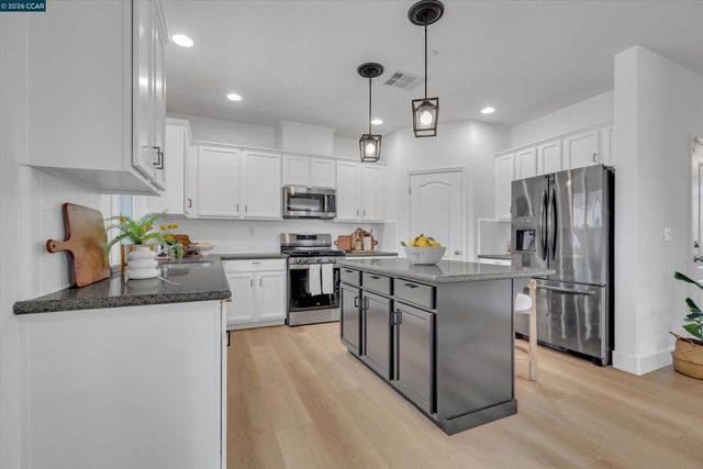 2057 Saffron Ct, Brentwood, CA 94513
