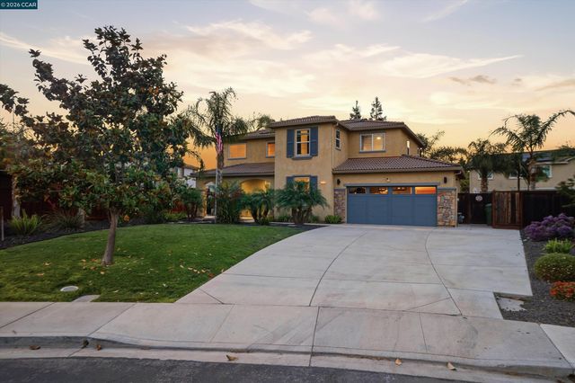 2057 Saffron Ct, Brentwood, CA 94513