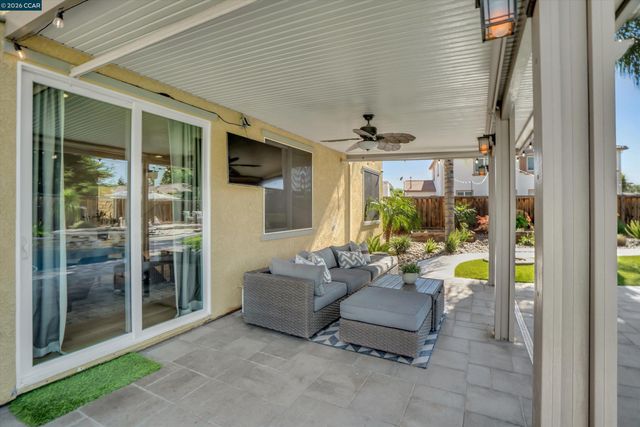 2057 Saffron Ct, Brentwood, CA 94513