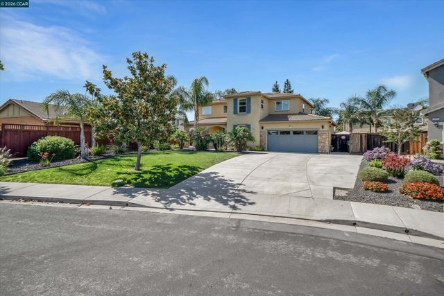 2057 Saffron Ct, Brentwood, CA 94513