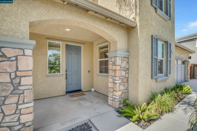 2057 Saffron Ct, Brentwood, CA 94513