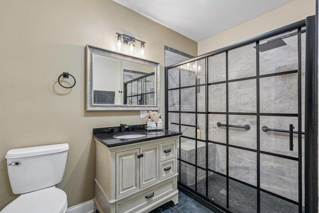 3615 W Cold Spring ROAD, Greenfield, WI 53221