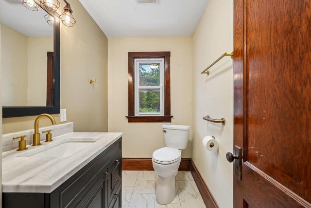 3615 W Cold Spring ROAD, Greenfield, WI 53221