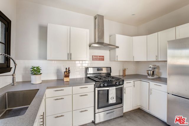 6309 Meridian Street, Los Angeles, CA 90042