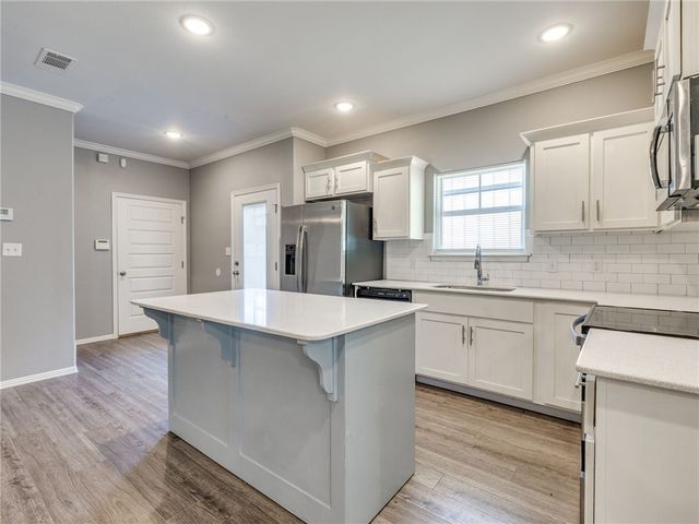 4131-4133 W Santa Maria Lane, Fayetteville, AR 72704