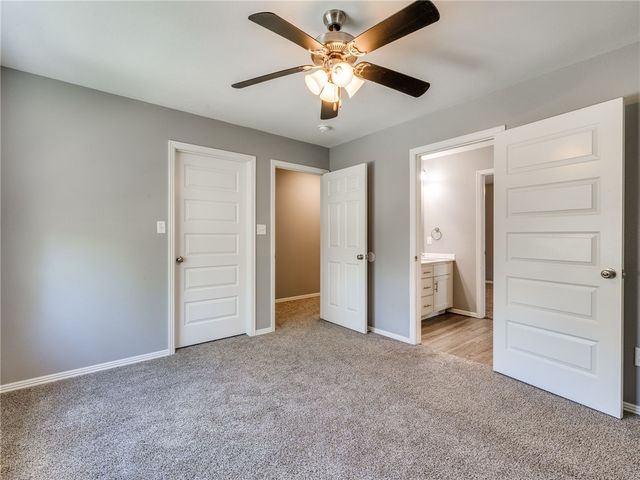 4131-4133 W Santa Maria Lane, Fayetteville, AR 72704