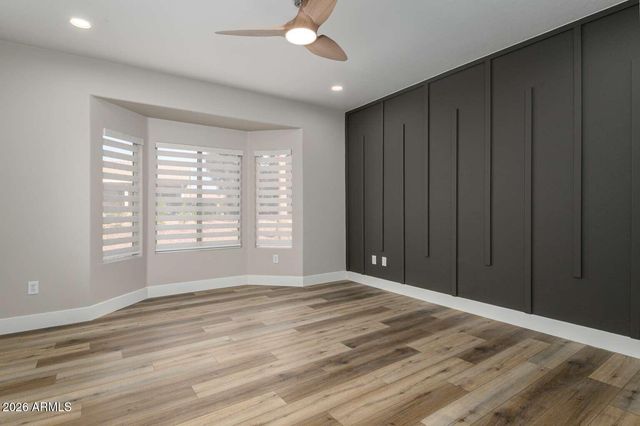 16068 W GLENDORA Court, Surprise, AZ 85374