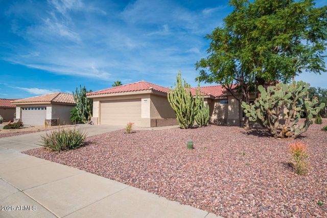 16068 W GLENDORA Court, Surprise, AZ 85374