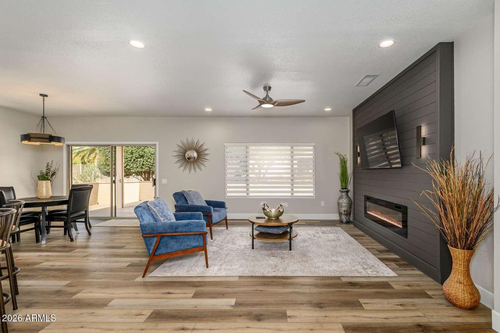 16068 W GLENDORA Court, Surprise, AZ 85374 — photo 3