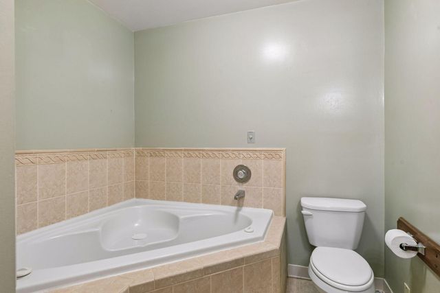 707 Hamline Avenue S, Saint Paul, MN 55116