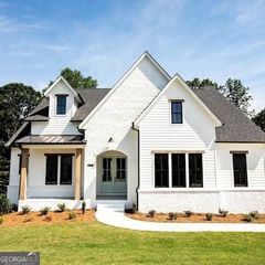 8480 Creekside Overlook Drive, Gainesville, GA 30506