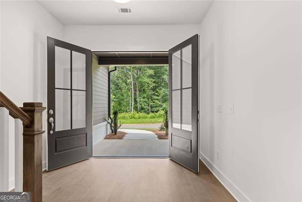8480 Creekside Overlook Drive, Gainesville, GA 30506 — photo 4