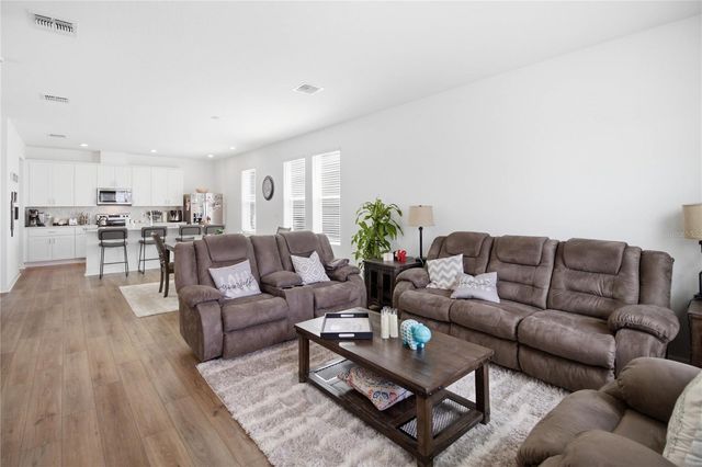 4601 CROSS PRAIRIE PARKWAY, St Cloud, FL 34772