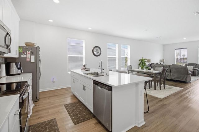 4601 CROSS PRAIRIE PARKWAY, St Cloud, FL 34772