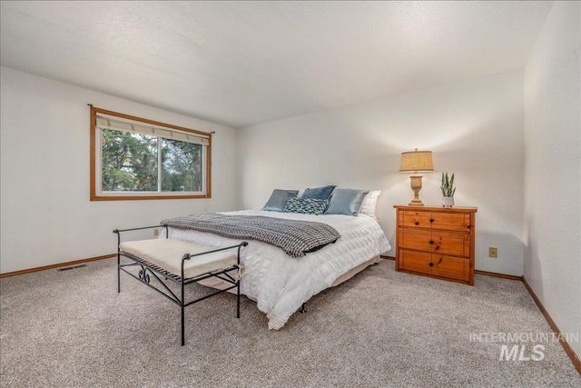 236 E Bayview Ct., Boise, ID 83706