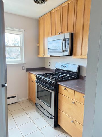 3219 Benjamin Avenue, Royal Oak, MI 48073