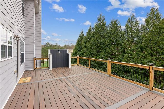 9115 Hannahs Crossing Drive, Gainesville, GA 30506