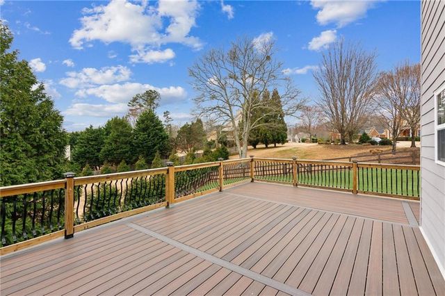 9115 Hannahs Crossing Drive, Gainesville, GA 30506