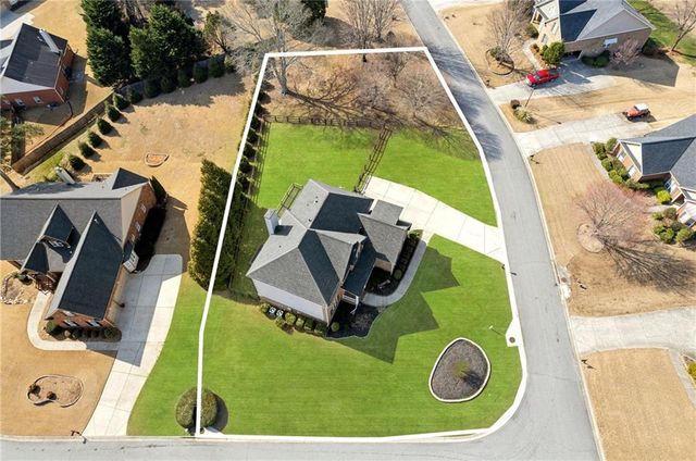 9115 Hannahs Crossing Drive, Gainesville, GA 30506