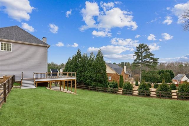 9115 Hannahs Crossing Drive, Gainesville, GA 30506