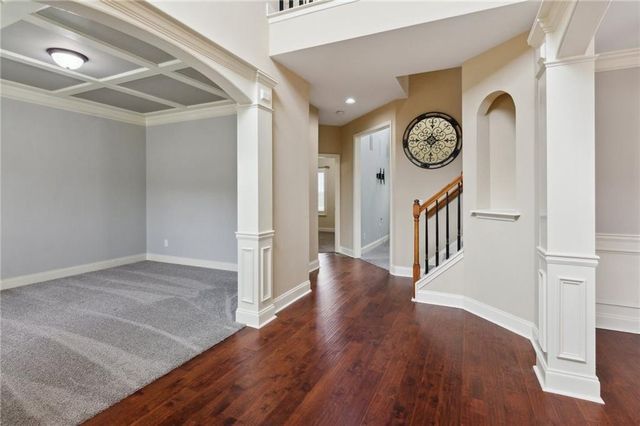 9115 Hannahs Crossing Drive, Gainesville, GA 30506